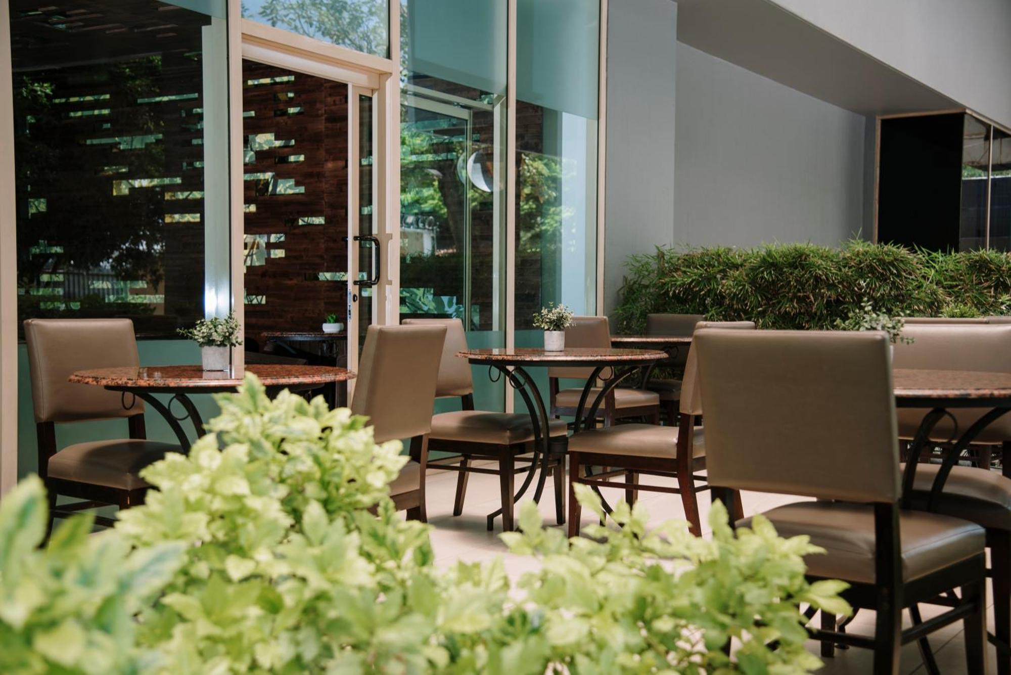 แคลเรียน สวีท กัวเตมาลา ซิตี้ Hotel Guatemala City ภายนอก รูปภาพ The interior of the hotel